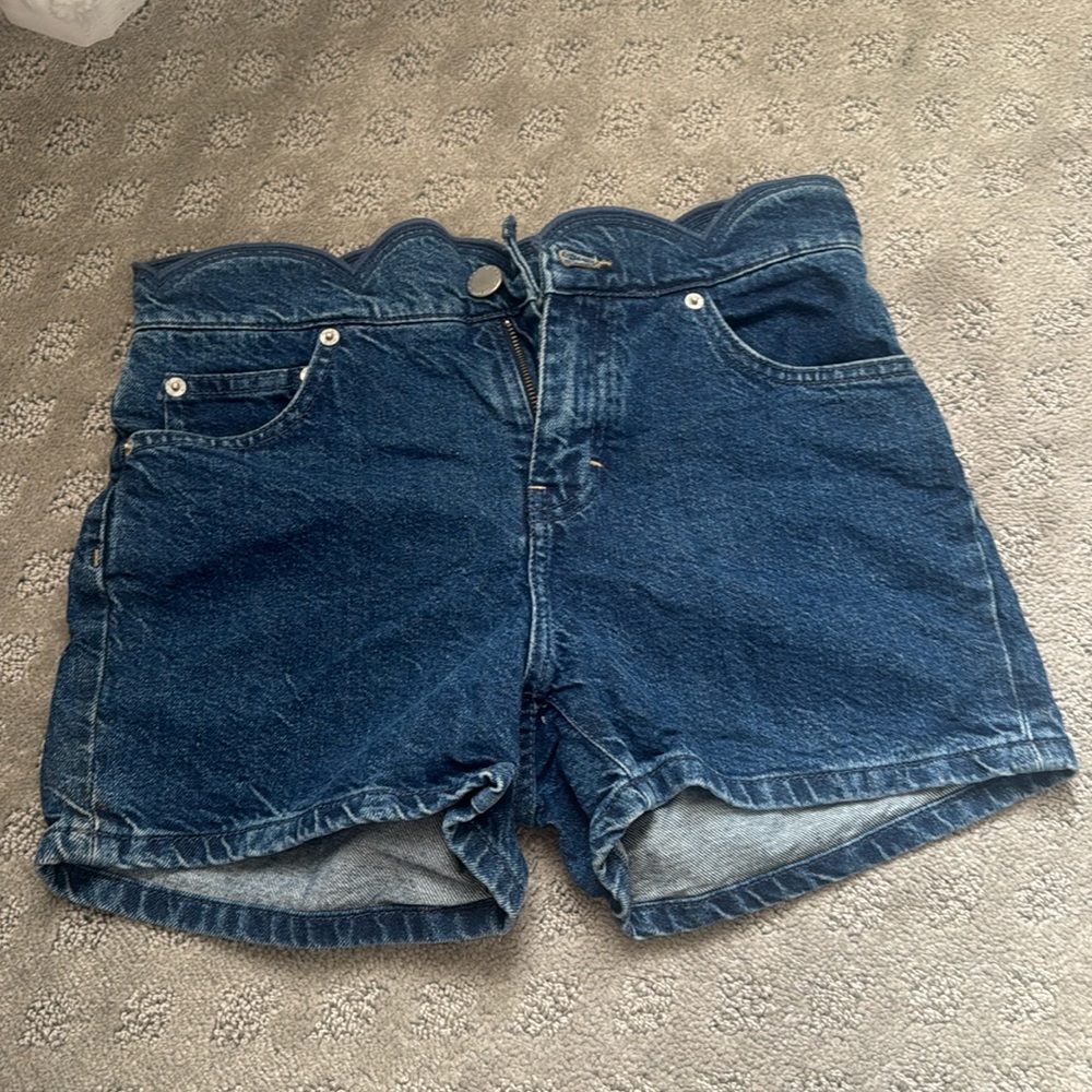 Maje scalloped shorts 36